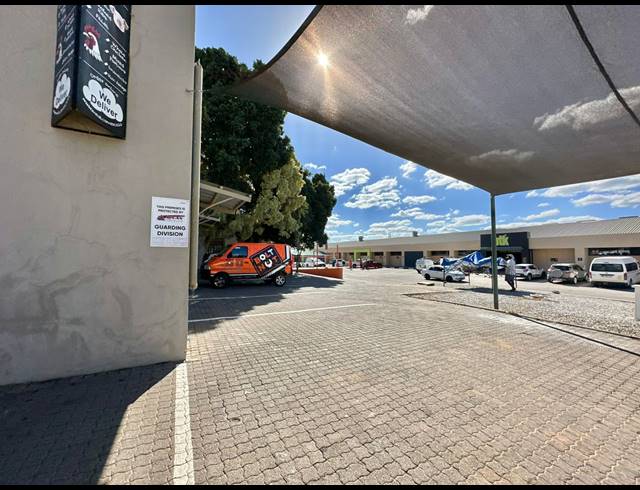 M² BUSINESS CENTRE FOR SALE IN POLOKWANE INDUSTRIA